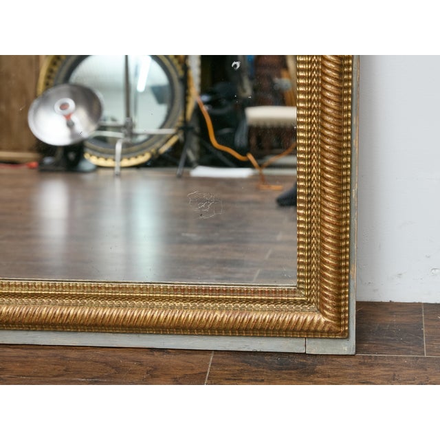 French Carved Giltwood Mirror with Light Painted Wood Surround, circa 1920 For Sale - Image 9 of 12