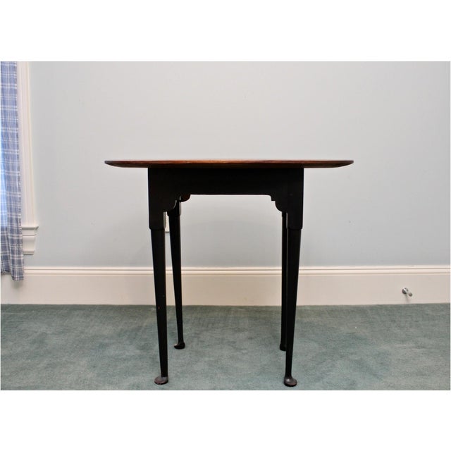 Queen Anne Vintage Queen Anne Style Oval Top Tea Table For Sale - Image 3 of 6
