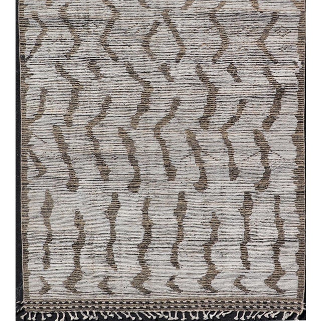 Tribal Modern Gallery Rug in Wool With Abstract Design 5'10" X12'8" For Sale - Image 3 of 13
