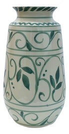 Example of Vessels & Vases