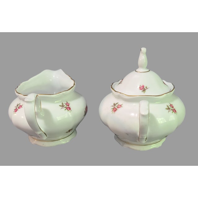 Traditional Vintage Bavaria Western Germany Fine Porcelain Painted Romantic Roses Creamer & Sugar Set For Sale - Image 3 of 9
