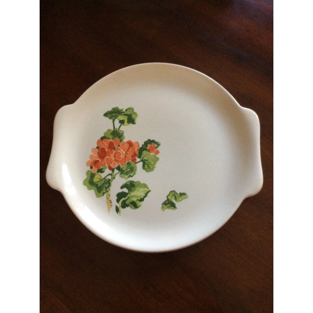 Mid-Century Cake Plate With Geranium Motif For Sale - Image 4 of 8