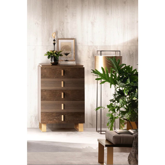 Essenza 5-Piece Italian Queen Bedroom Set For Sale - Image 9 of 10