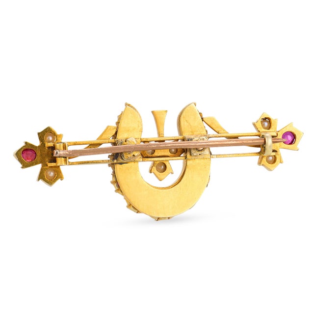 Early 20th Century Early 20th Century Victorian 2.00 Carat Ruby Seed Pearl 14k Yellow Gold Brooch For Sale - Image 5 of 5