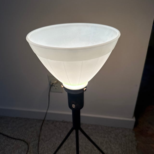 Add vintage architectural charm to your home with this sleek 1950s tripod lamp, styled after Gerald Thurston's classic...
