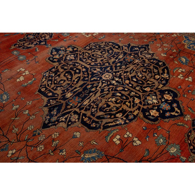 1880s Antique Persian Farahan Wool Rug Handmade in Rust With Medallion Design For Sale - Image 9 of 11