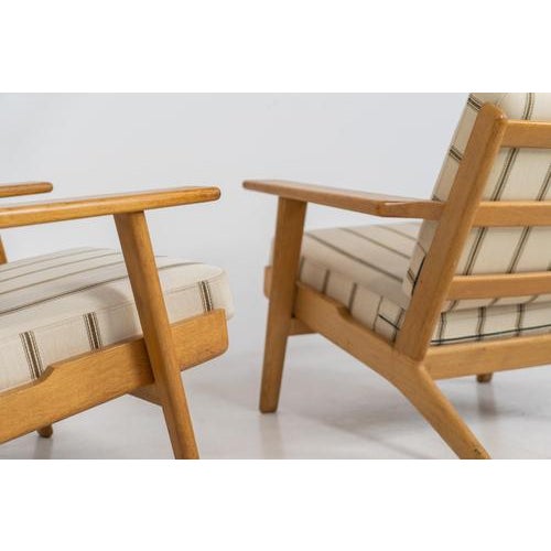 Early GE-290 Lounge Chairs by Hans J. Wegner, Set of 2 For Sale - Image 6 of 12