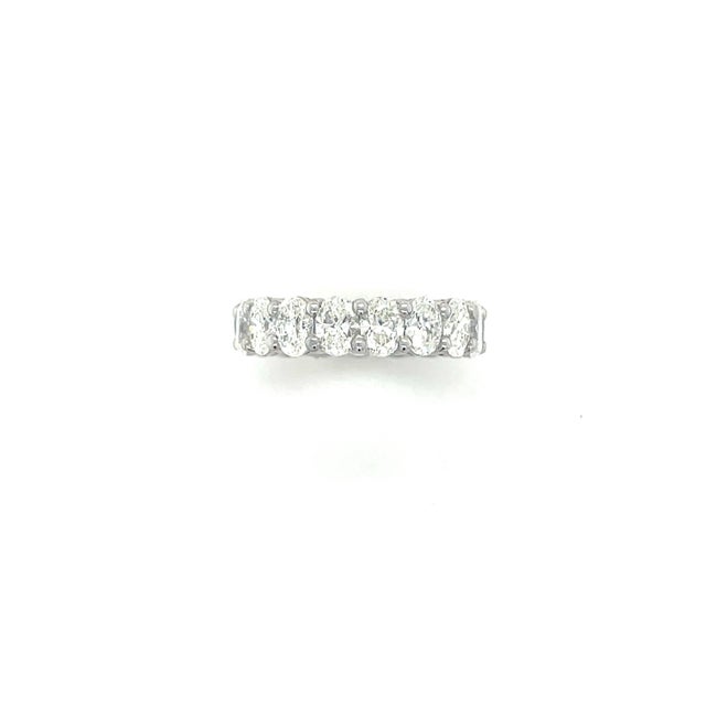 Contemporary 5.00 Carat Oval Diamond Eternity Band, Platinum, Size 6 For Sale - Image 3 of 4