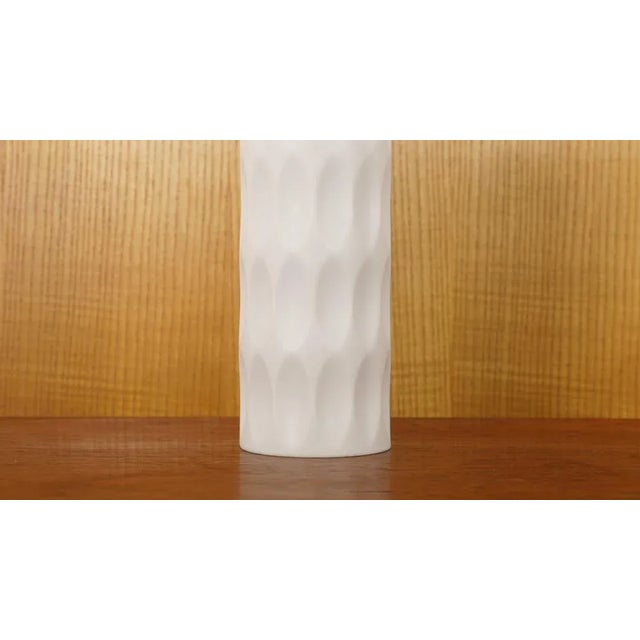 White Porcelain Vase by by Heinrich Fuchs for Lorenz Hutschenreuther For Sale - Image 12 of 13