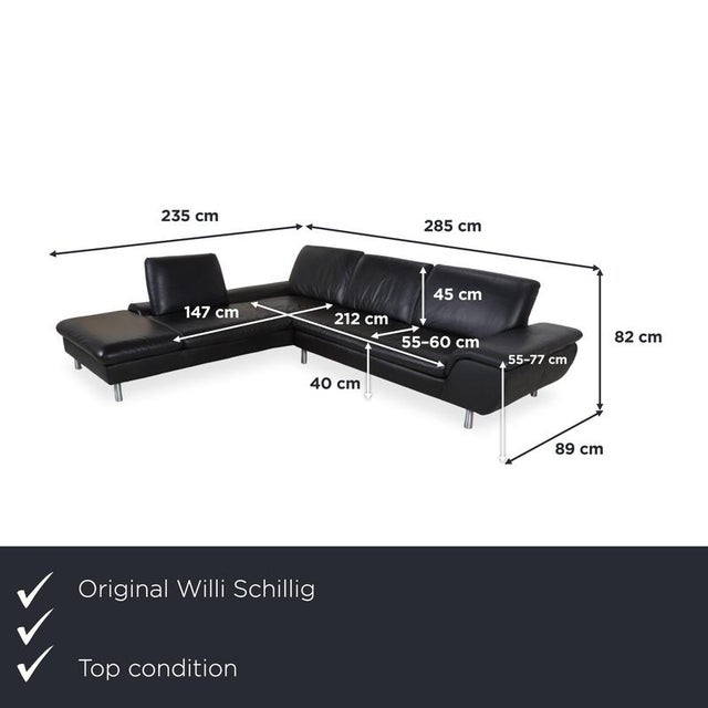 This corner sofa offers a spacious seating option with a clean, modern design. The long chaise longue on the left provides...
