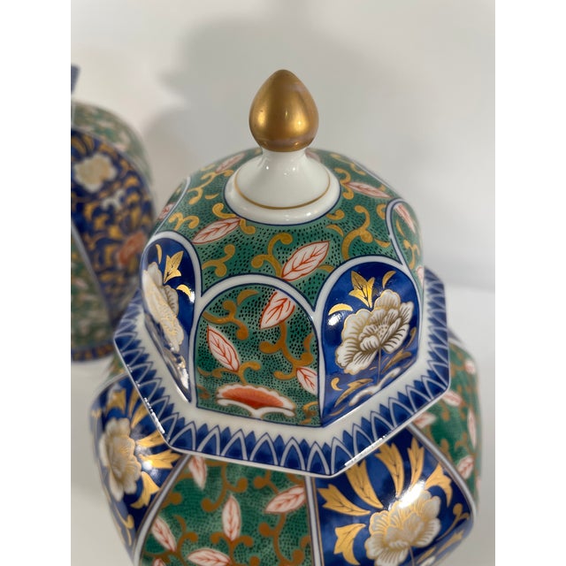 1970s Japanese Otagiri "Kushan Kiln" Lidded Ginger Temple Jars - A Pair For Sale - Image 11 of 17