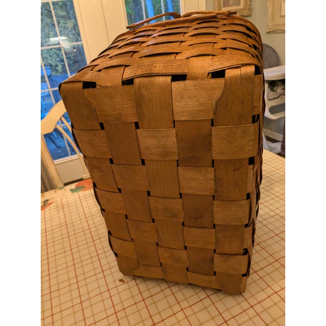 Modern Vintage Picnic Basket by Ville of Vermont For Sale - Image 3 of 6