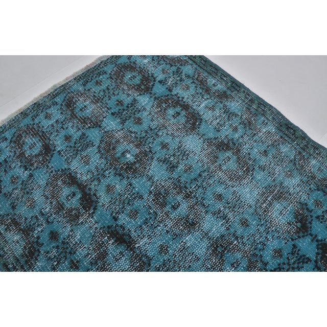 Turqoiıse Vintage Area Carpet For Sale - Image 4 of 9