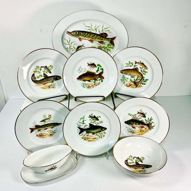 Dark Green 1960s Vintage Adirondack Rustic European Porcelain Fish Dinnerware - 9 Piece Set. For Sale - Image 8 of 17