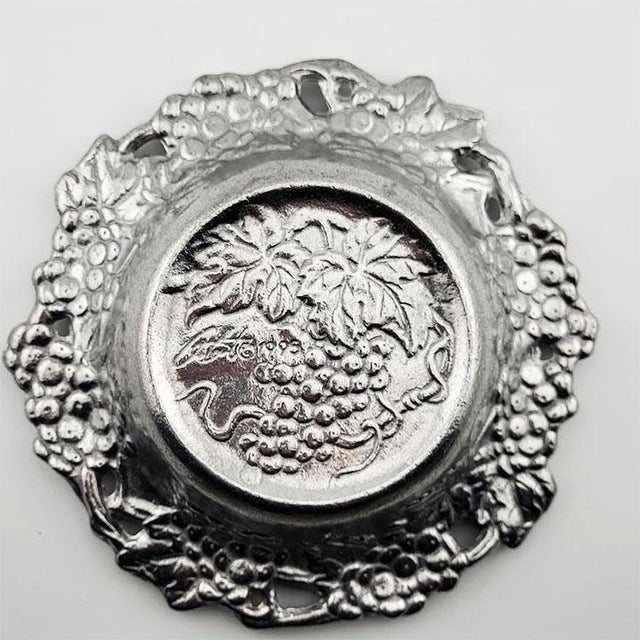 Modern Arthur Court Champagne Coaster Grape Design Aluminum Signed For Sale - Image 3 of 4