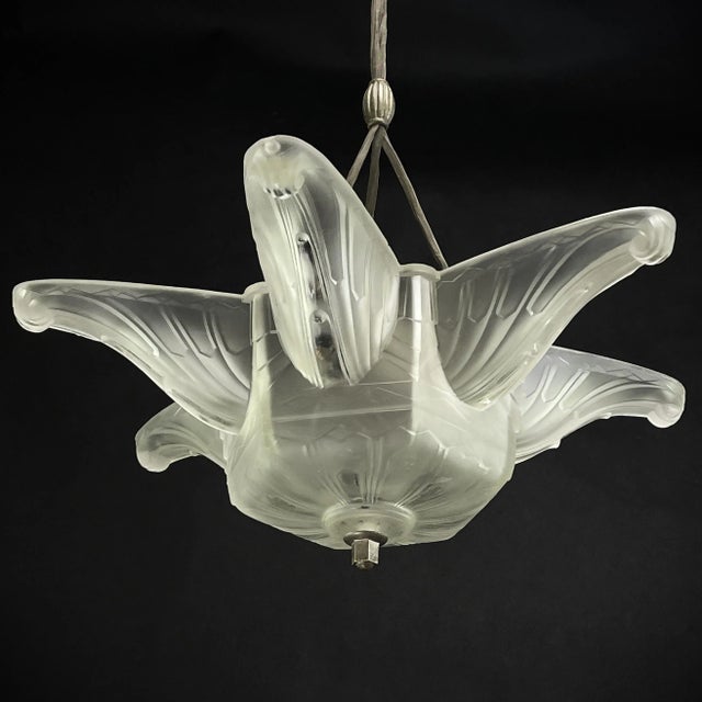 Art Deco Smerel Chandeliers Denails by Hettier & Vincent, 1920s For Sale - Image 3 of 12