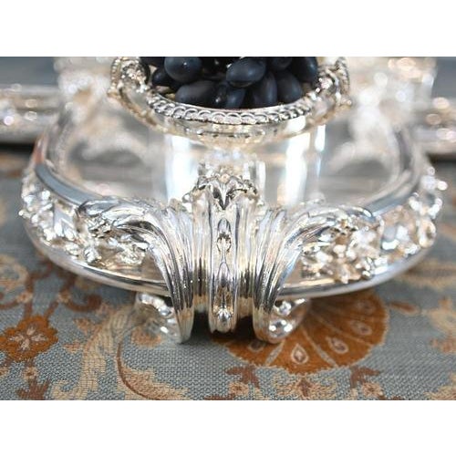 English Silver Plate Centrepiece, 1930 For Sale - Image 4 of 18