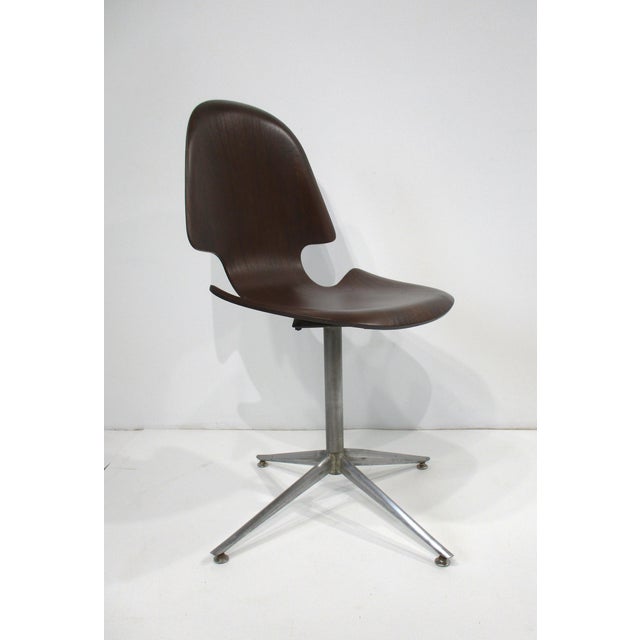 Carlo Ratti Walnut Hourglass Desk Chair for Compensati Curvati Italy For Sale - Image 10 of 10