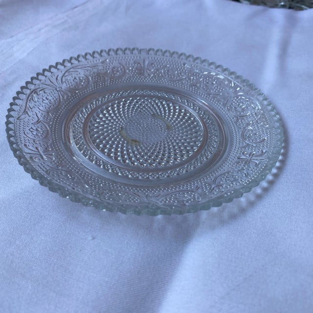 A beautiful glass detailed plate. Can be used for serving or as a decoration. Perfect for the interior designer or the...