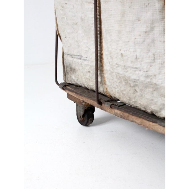 Vintage Shamrock Meese Laundry Cart For Sale - Image 11 of 12