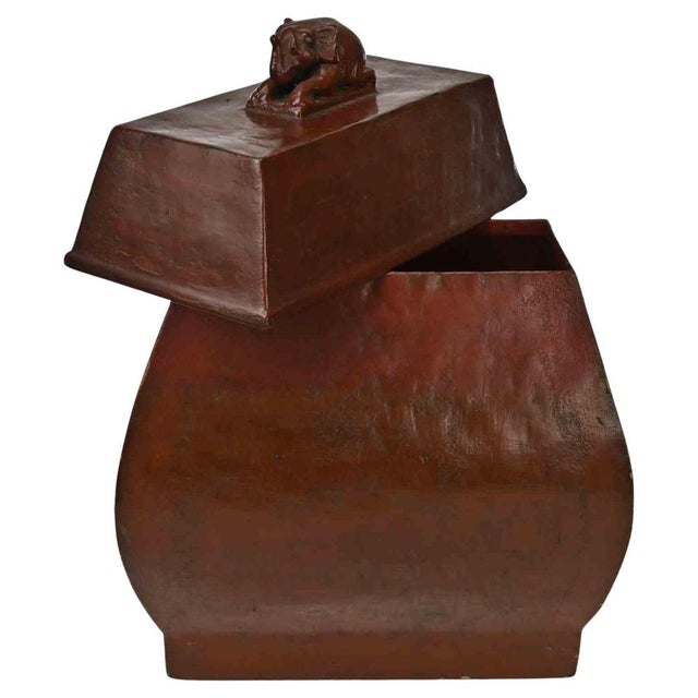 Japanese Red Lacquer Wood Case is an original decorative object realized in Japan in the first decades of the 20th...