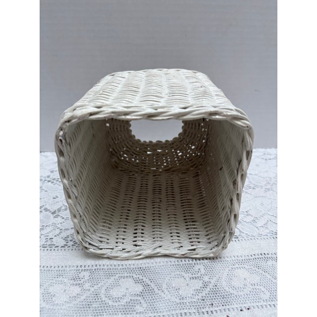 1970s Vintage White Wicker Tissue Box Cover For Sale - Image 5 of 7