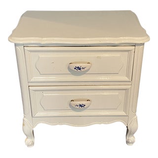 Vintage Bedroom Furniture 1950s White Nightstand For Sale