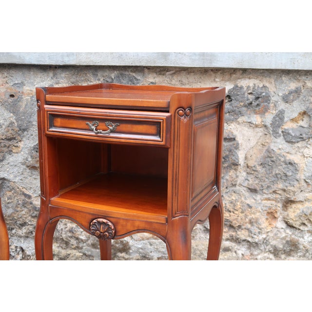 1960s Pair of French Louis XV Style Side Tables Nightstands For Sale - Image 5 of 15
