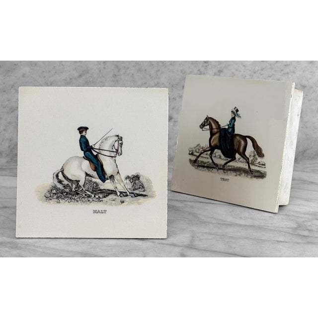 Early 20th Century Vintage English Fox Hunt Equestrian Porcelain Wall Pocket Planters - A Pair For Sale - Image 5 of 13