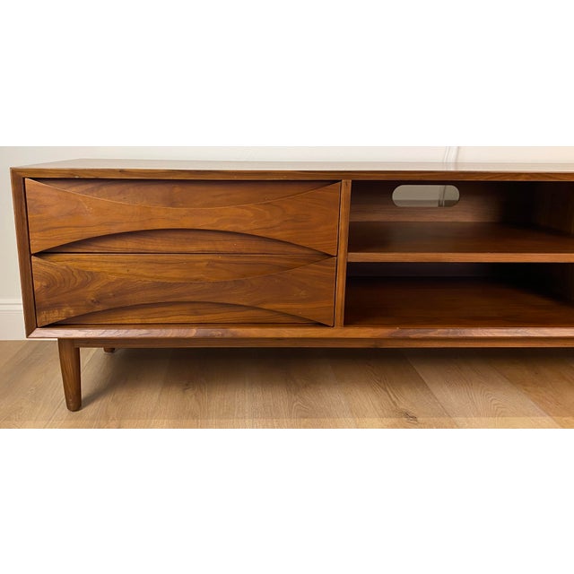 Mid‑Century Solid Walnut Credenza – Sculpted Fronts, 78.75" Long W/4 Drawers For Sale In Miami - Image 6 of 7