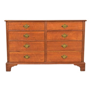 Kindel Furniture Georgian Carved Fruitwood Eight-Drawer Double Dresser, Circa 1980s For Sale
