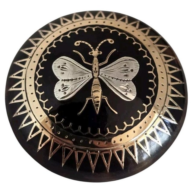 Victorian Faux Tortoiseshell Gold and Silver Piqué Butterfly Brooch, 1880 For Sale - Image 14 of 14
