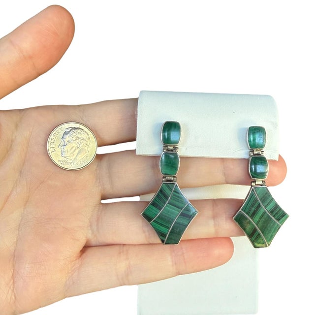 Mid-Century Modern Circa 1970s Malachite & 970 Silver Articulated Drop Earrings With 14k Gold Posts, Pair For Sale - Image 3 of 18