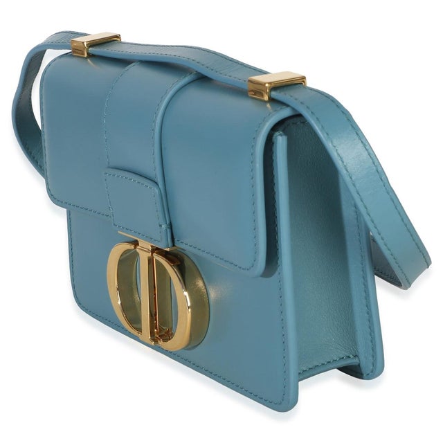 Item #: 153127 Interior Material: Leather MSRP: 2,450 Features Interior: Single card slot Dimensions: 6 x 4 x 1.5 in...