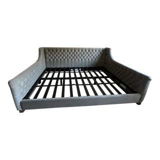 Restoration Hardware Devyn Tuffted Queen Daybed For Sale