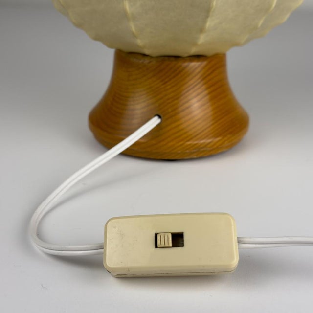 Mid-Century Cocoon Table Lamp, Italy, 1960s For Sale - Image 16 of 17