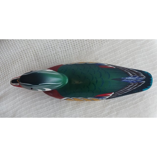 ​Vintage Hand-Signed Shirley Hearne Wood Duck Drake Decoy - Mint Condition For Sale In Tampa - Image 6 of 8