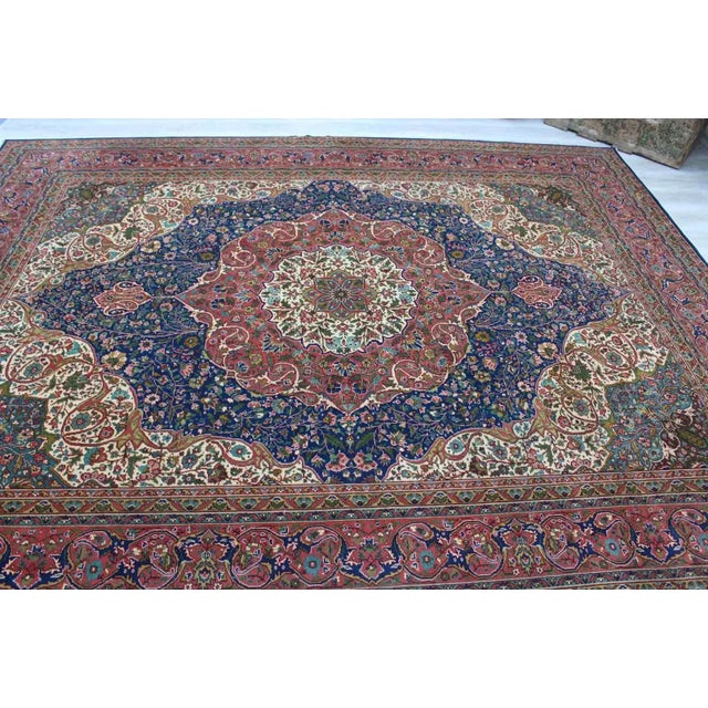 Mid-Century Modern Large Vintage Turkish Area Rug - 111.5"x 143" For Sale - Image 3 of 13
