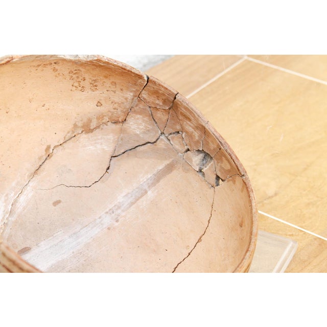 Ancient Pre-Columbian Encased Terracotta Bowl For Sale In Los Angeles - Image 6 of 8