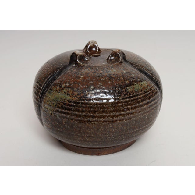 Ceramic Vintage Bulbous Form Studio Pottery Earth Tone Footed Planter by Deanna Nichols For Sale - Image 7 of 18