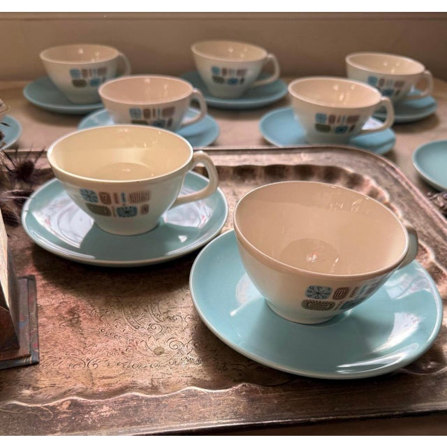 Blue Vintage Mid-Century Modern Teacups and Saucers – “Temporama” Pattern (Unmarked) – Blue & Brown Atomic Design - 26pcs For Sale - Image 8 of 12