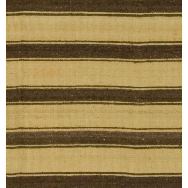 Vintage Hand Woven Turkish Kilim Rug, 4'9 X 10'10 For Sale - Image 4 of 8