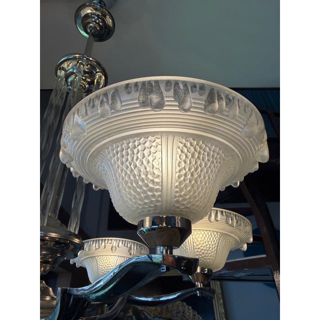 1930s French Art Deco Chandelier For Sale - Image 4 of 6
