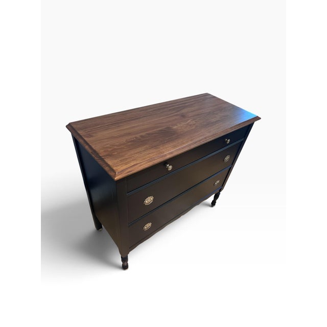 Restored 19th-Century American Empire Revival 3-Drawer Chest in Carbon Black & Walnut For Sale - Image 4 of 12