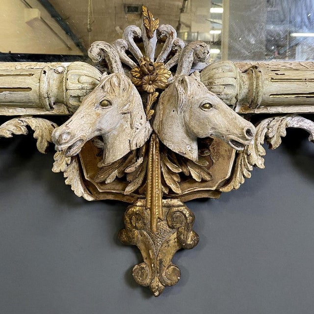 Vintage Italian White and Golden Wood Wall Mirror with Animal Decorations, 1990s For Sale - Image 15 of 16