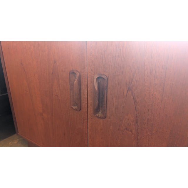 G Plan 1970s G Plan Teak Nightstand Pair For Sale - Image 4 of 13