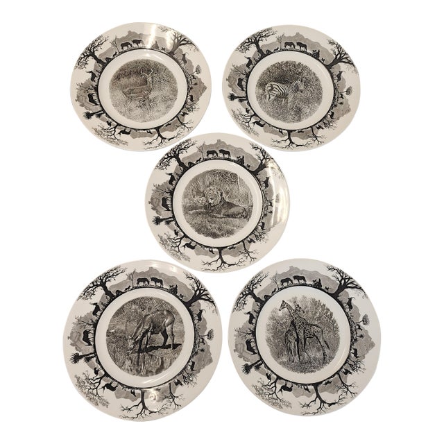 Mid 20th Century Wedgwood Etruria Kruger National Park Jungle Animal Dinner Plates - Set of 5 For Sale