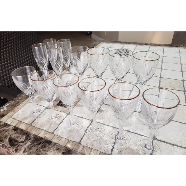2000 - 2009 Set of Lenox Debut Gold-Rimmed Crystal Glasses - 14 Pieces - Water, Wine and Champagne For Sale - Image 5 of 13
