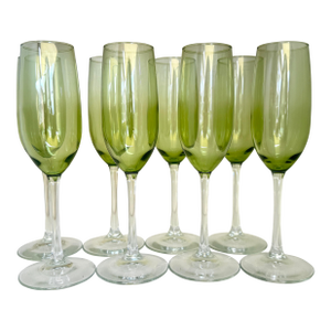 1990s Set of 8 Vintage Olive Green Stemmed Hand Blown Glass Champagne Flutes