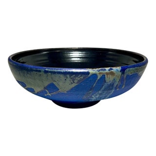 Mid-Century Modern Studio Art Pottery Cobalt Blue Ultramarine Ceramic Bowl 13"d For Sale